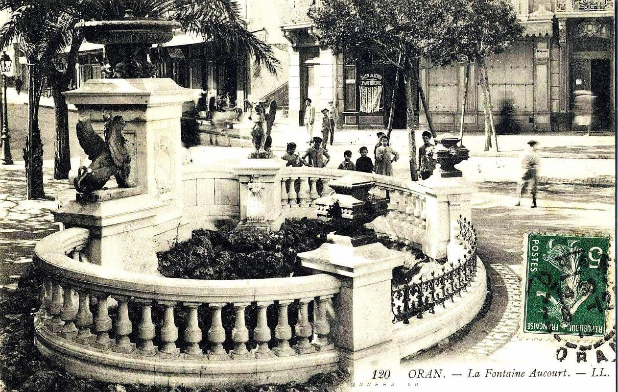 829- Oran- Fontaine Aucourt.JPG